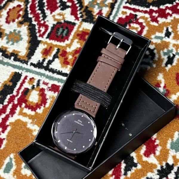 Rh collection attractive watch with beautiful black dial