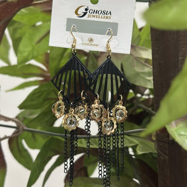 Black and golden earrings for girls and with newly designed