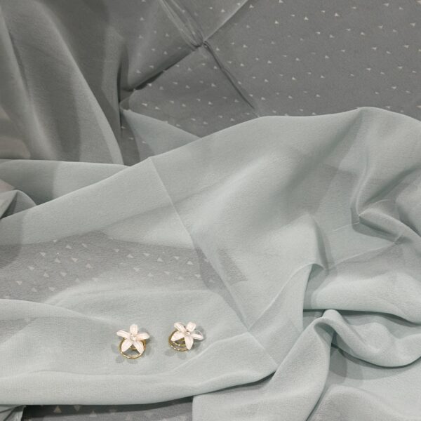 High quality hijab with two pins