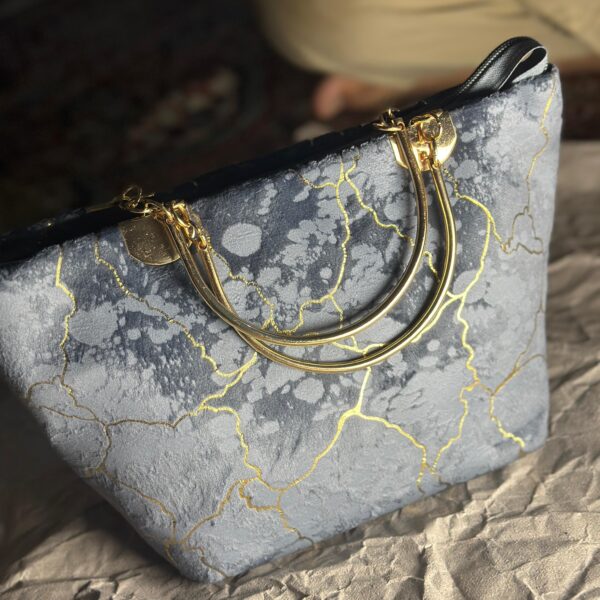 Beautiful Handbag for Girls with its premium Quality leather