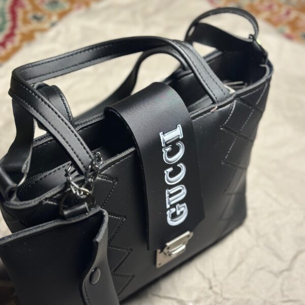 Premium quality GUCCI bag with its decent look for girls