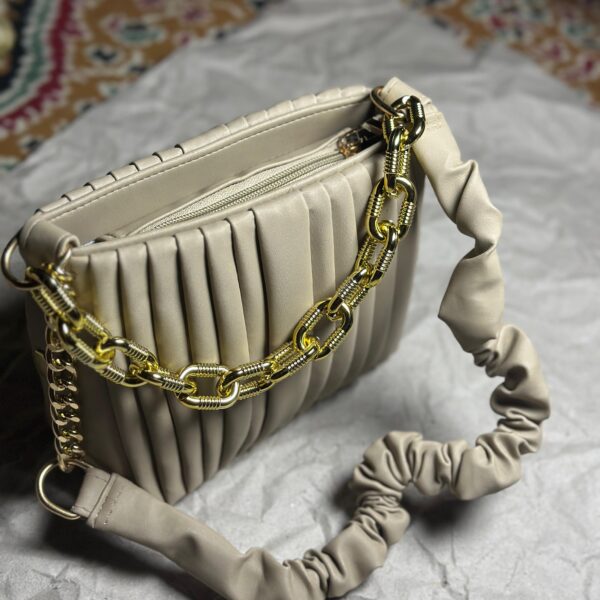 Premium quality  Beautiful Handbag for girls
